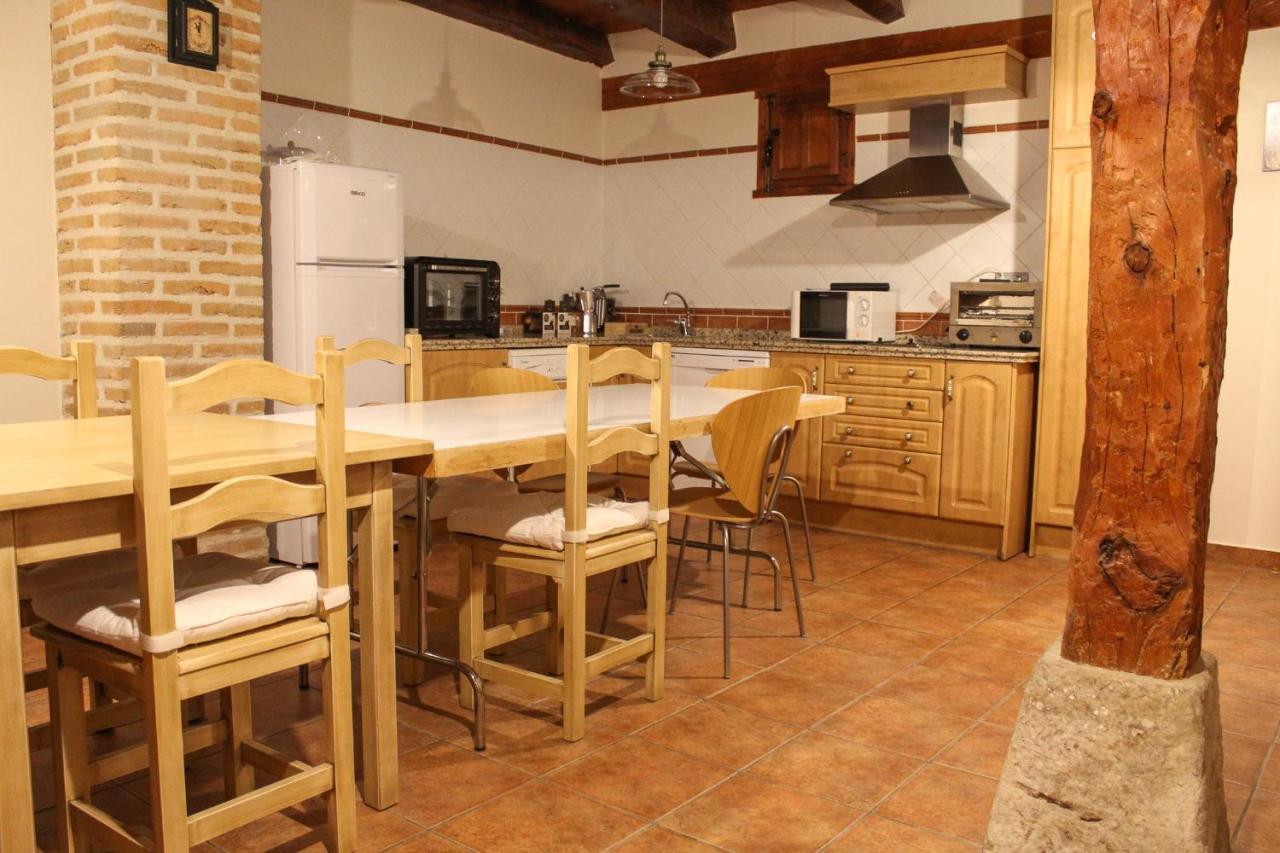 Casa Rural Las Bodegas Valbuena De Duero Esterno foto