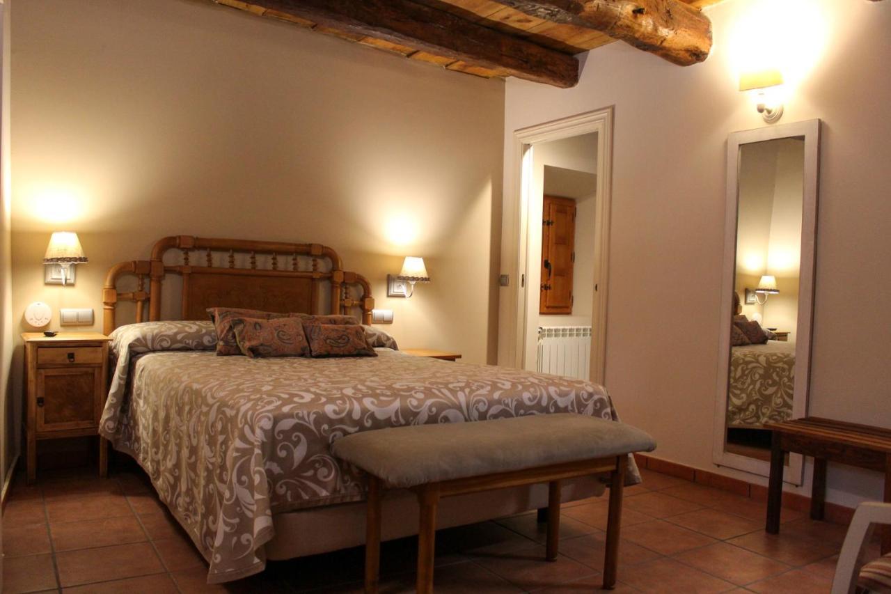 Casa Rural Las Bodegas Valbuena De Duero Esterno foto